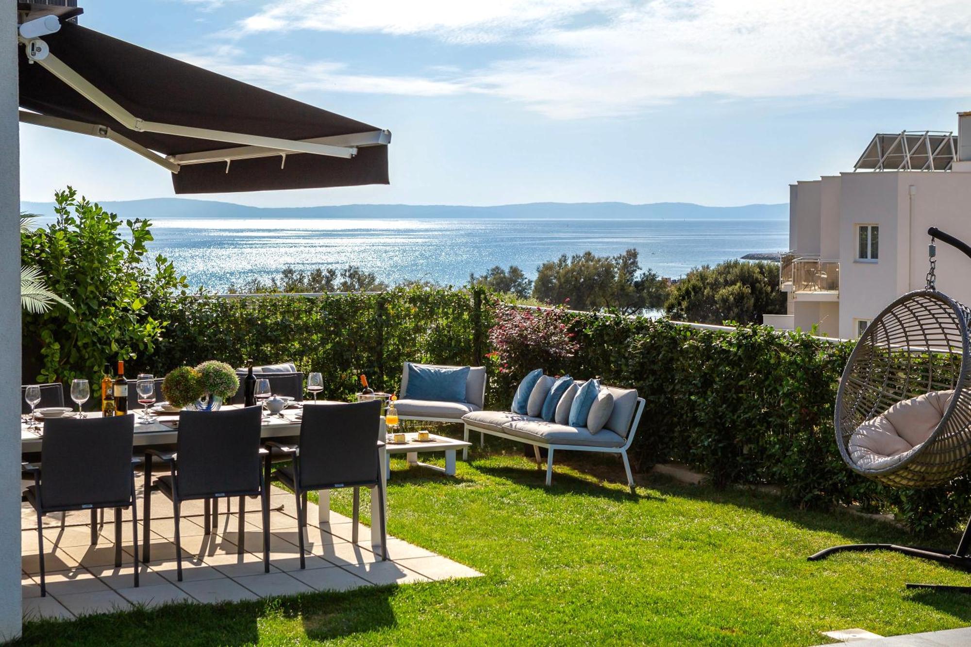 New Luxury Apartment With Private Heated Pool And Amazing Terrace With Seaview Split Bagian luar foto