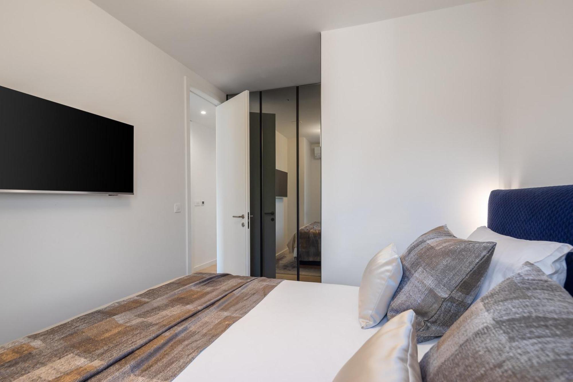 New Luxury Apartment With Private Heated Pool And Amazing Terrace With Seaview Split Bagian luar foto